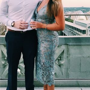 Dress the Population “Marie” lace Midi Dress